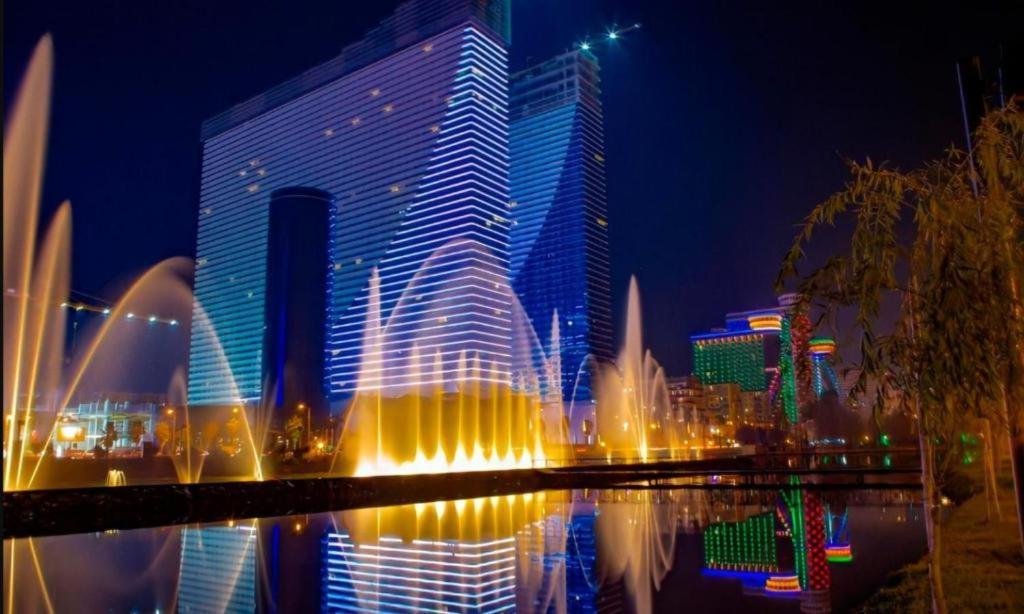 Орби Сити Batumi Exterior foto