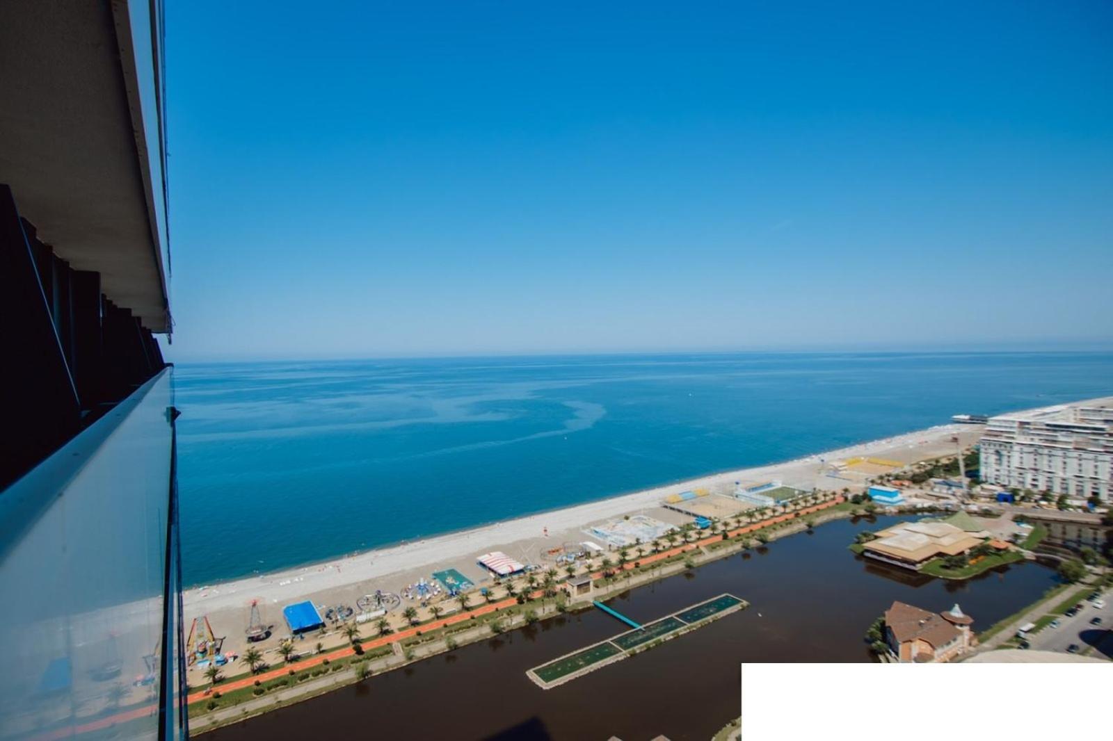 Орби Сити Batumi Exterior foto